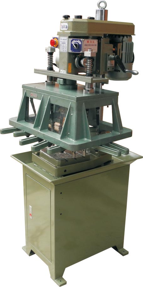 YT-4508電腦板金，液晶顯示多軸攻牙機(jī)
